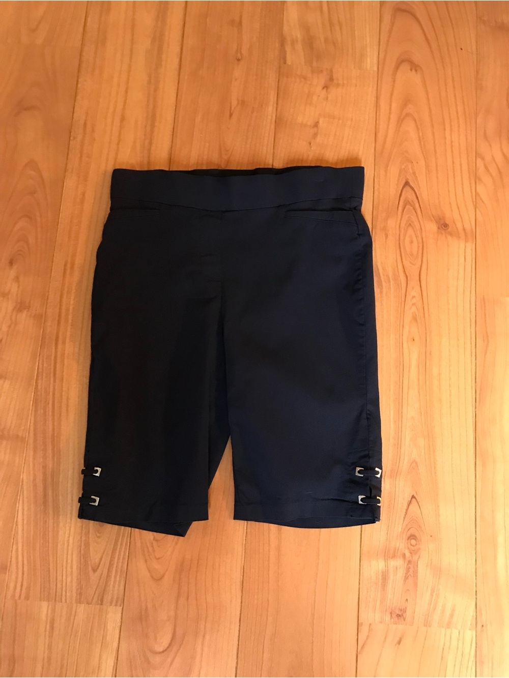 Retrology women’s Navy Bermuda Shorts